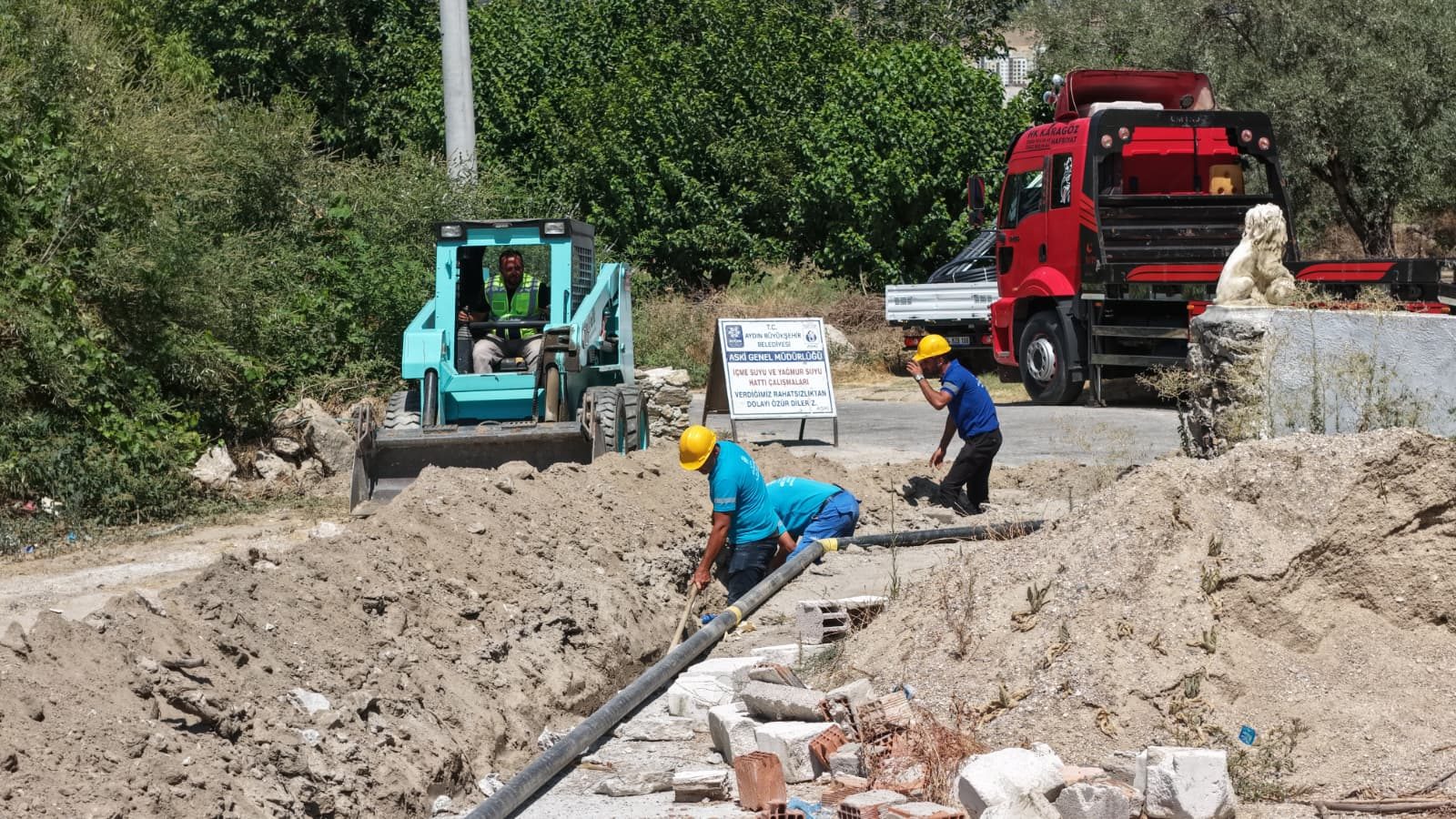 BAŞKAN ÇERÇİOĞLU’NDAN KOÇARLI’DA ALTYAPI YATIRIMI