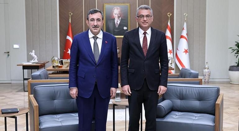 KKTC Cumhurbaşkanı Erhürman, Cumhurbaşkanı Yardımcısı Yılmazı kabul etti