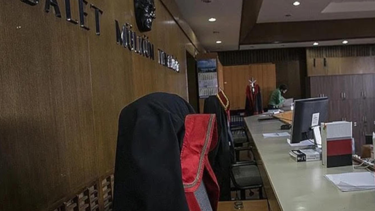 Darp iddiasını dile getirmişti: Yurt müdür yardımcısına şafak operasyonu