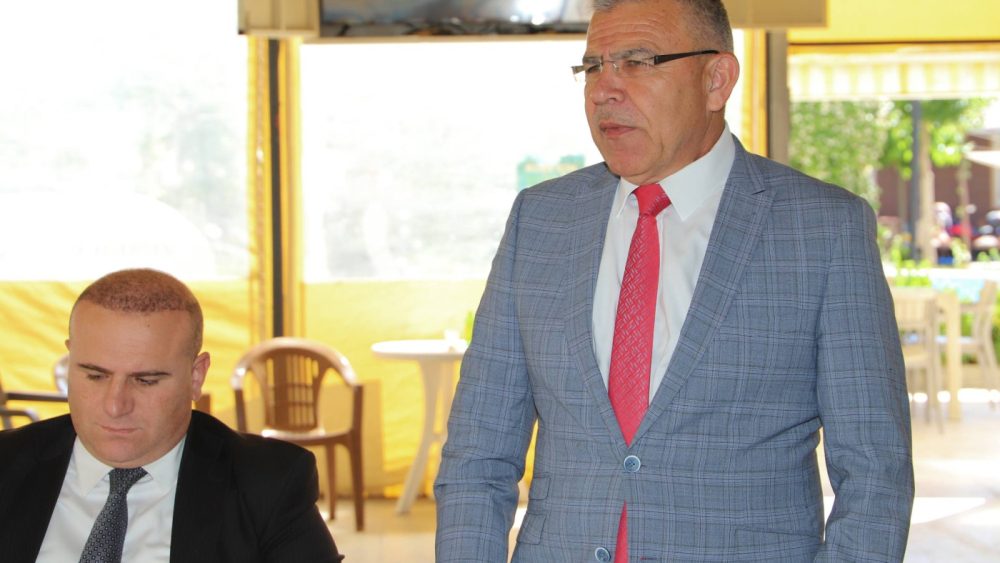 Köşk'te Bayram Buluşması: Başkan Güler ve Kaymakam Taş Protokolle Bayramlaştı