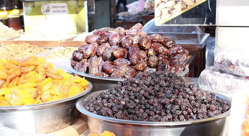 Siirt’te ramazan bereketi başladı! Hurma, tahin ve pekmez tezgahta