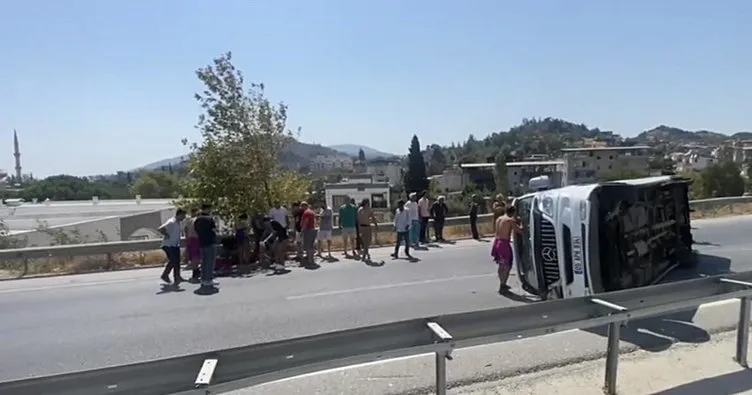 Aydın'da turistleri taşıyan midibüs devrildi: 7 yaralı! Soruşturma başlatıldı