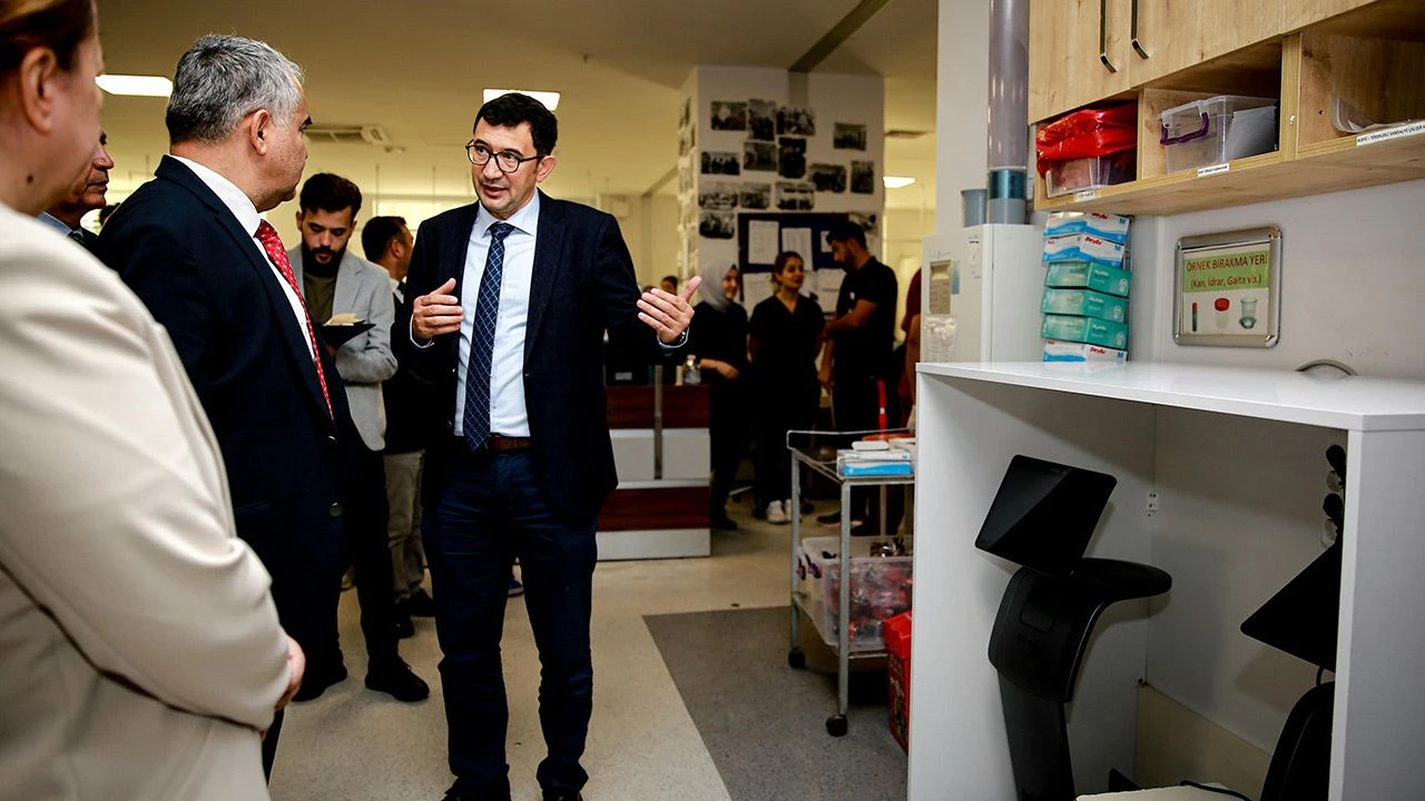 Rektör Kent ADÜ Hastanesi’ndeki yeni düzenlemeleri yerinde inceledi