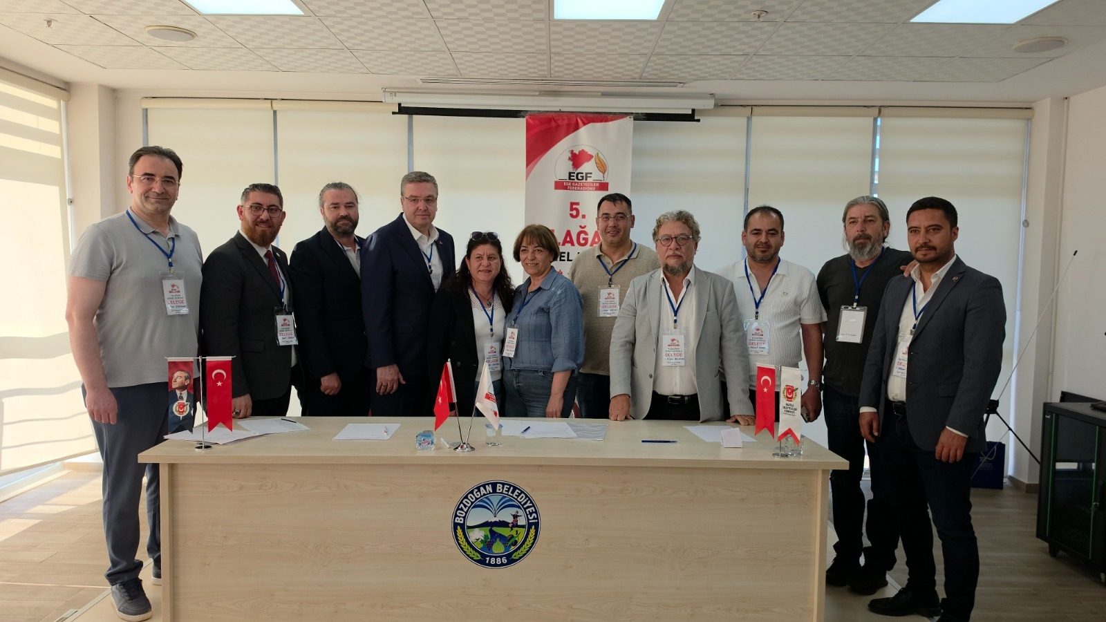 Ege Gazeteciler Federasyonu’da görev dağılımı yapıldı