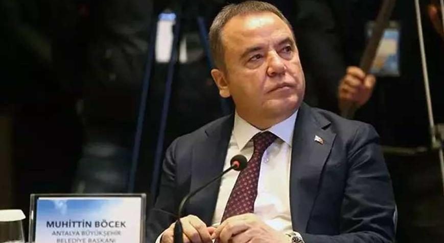 Son dakika... Muhittin Böcek'in gelini gözaltına alındı