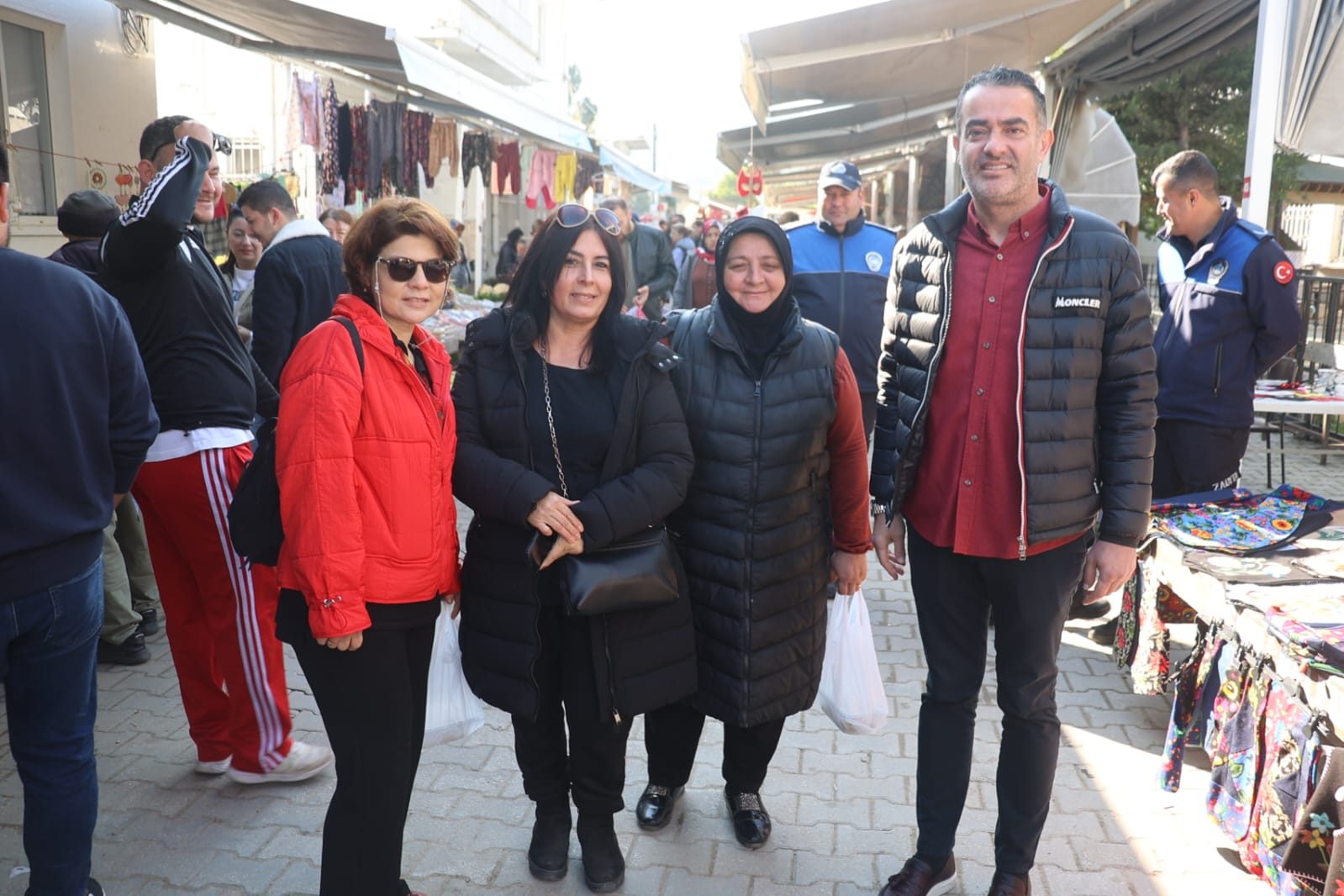 Başkan Arıcı Çakırbeyli Üretici Pazarında Vatandaşlarla Buluştu