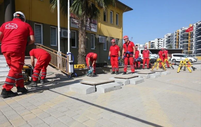 Efeler Belediyesi’nden ‘Deprem’ Farkındalığı