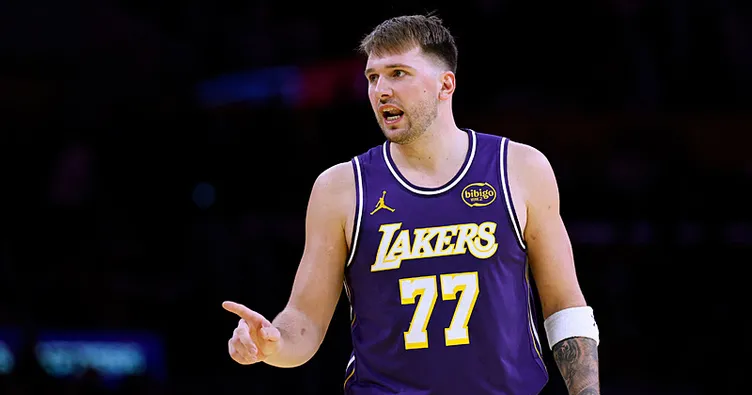 Emirates NBA Cup'ta Los Angeles derbisini Lakers kazandı
