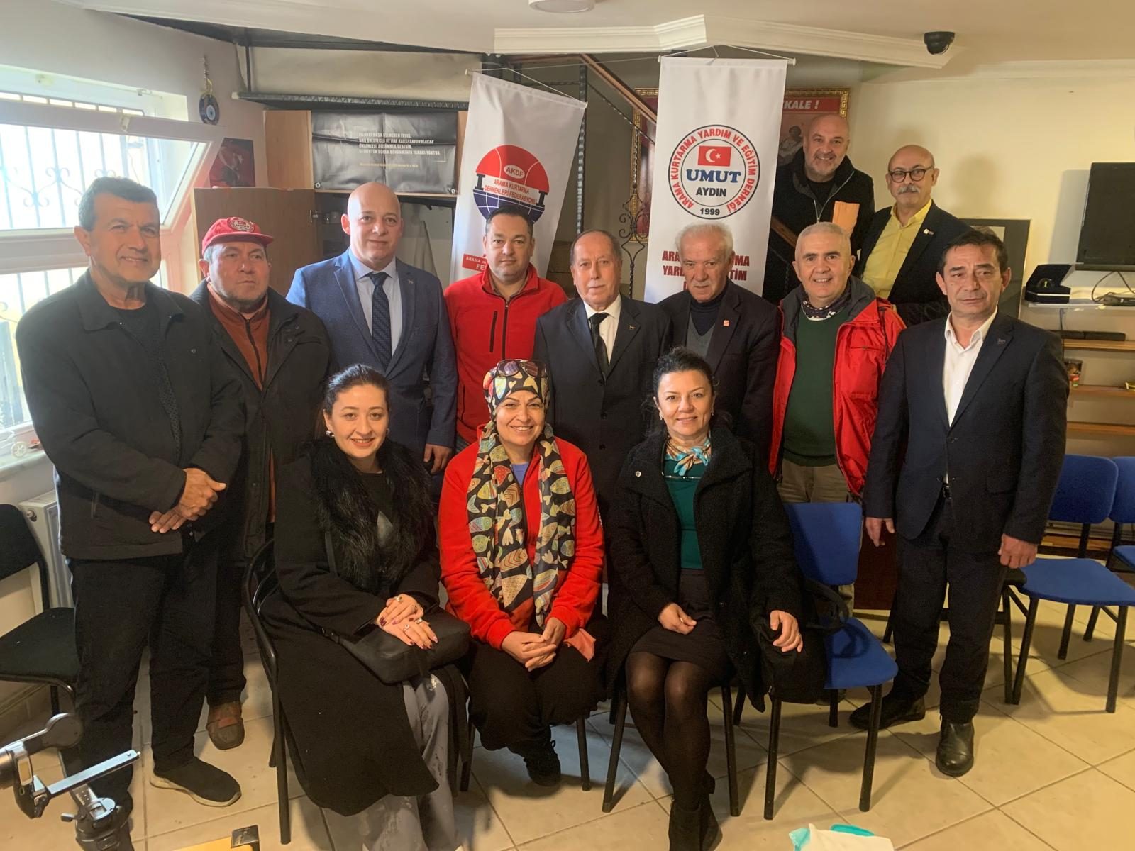 DP'li HASAN DİNÇER HIZ KESMİYOR