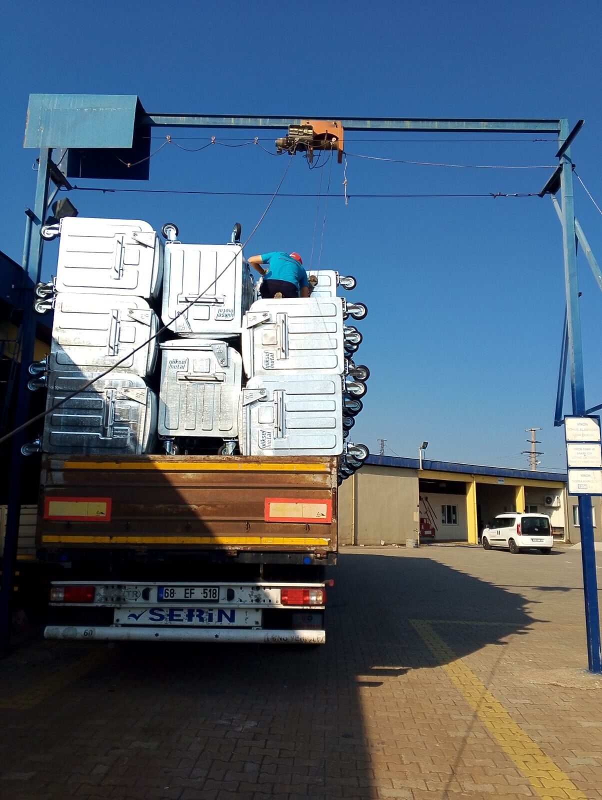 Efelere 118 Yeni Cop Konteyneri 588584 A69Bd6F15E9F24Db023351Aa07827225