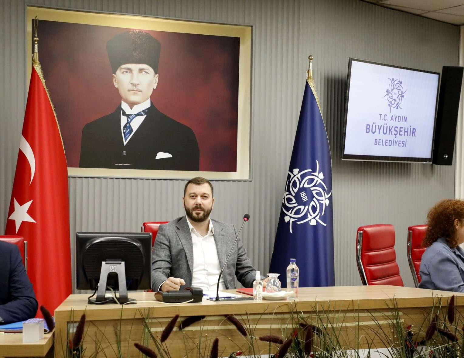AYDIN BÜYÜKŞEHİR BELEDİYE MECLİSİ BAŞKAN VEKİLİ MENDERES'DEN SERT SÖZLER