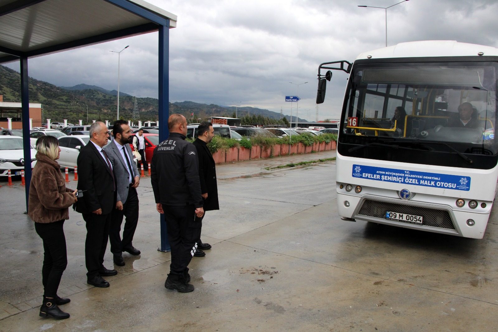 ADÜ’de KYK güzergahındaki yol hasarı yerinde incelendi