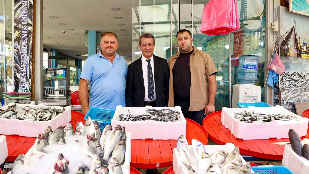 BAŞKAN YETİŞKİN’DEN BALIKÇILARA SEZON DESTEĞİ