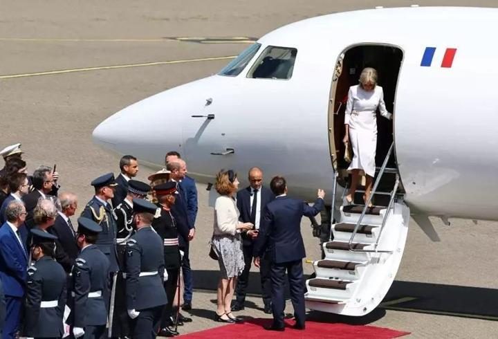 Bu görüntülerin nedeni 'soğuk rüzgarlar' değilmiş: Brigitte Macron derin bir üzüntü içinde...