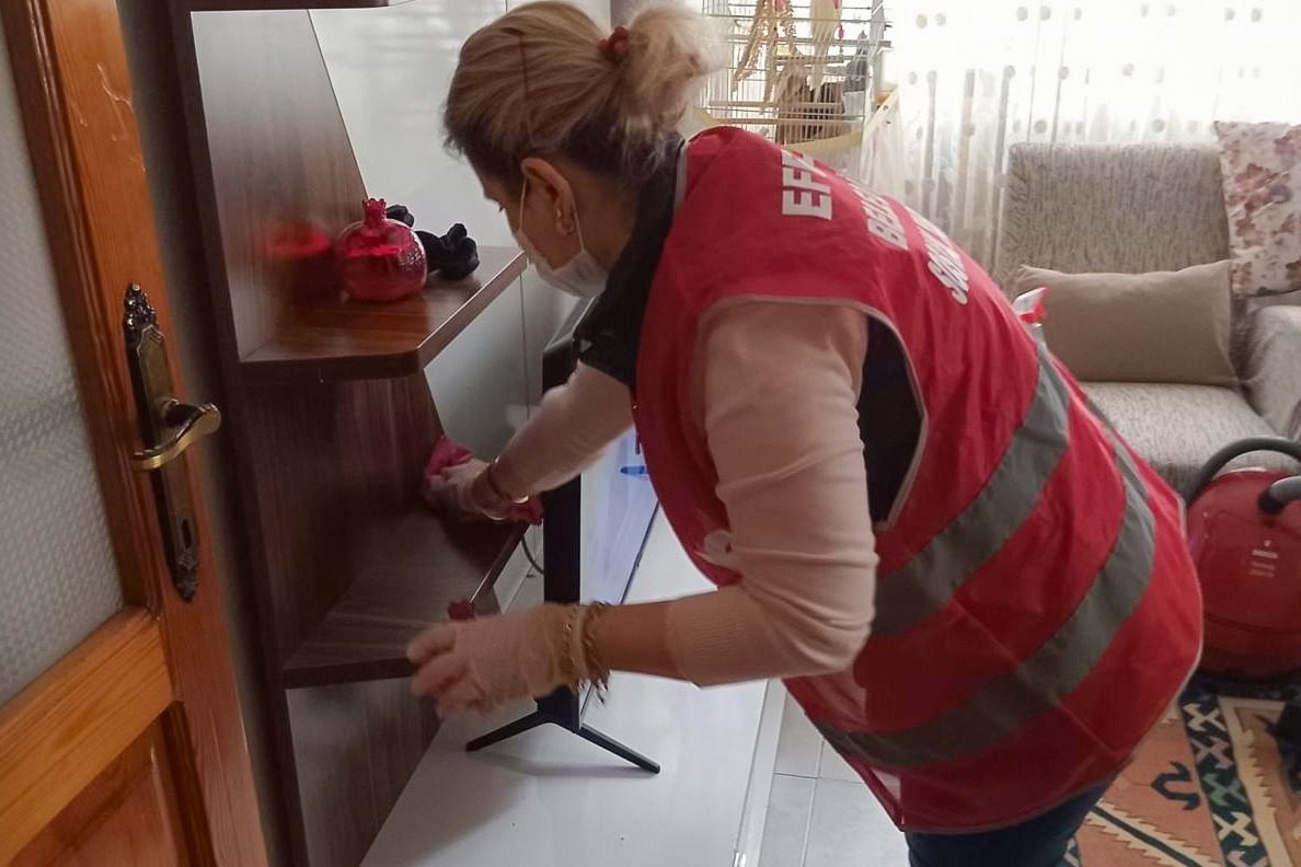EFELER’DE SOSYAL BELEDİYECİLİĞİN EN İYİ ÖRNEKLERİ BAŞKAN YETİŞKİN’DEN