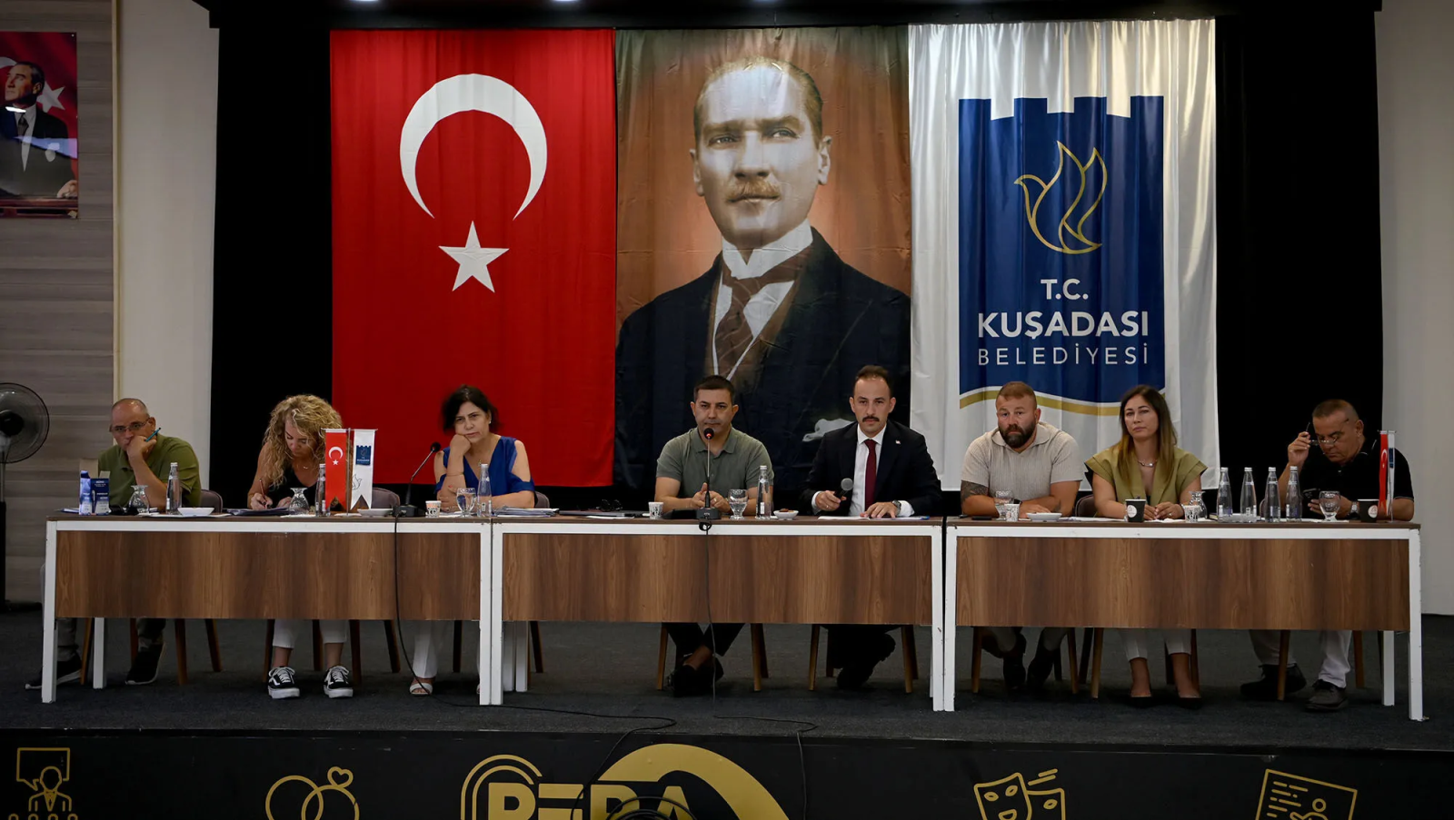 Kuşadası Belediye Meclisi Ağustos ayı toplantısında buluştu