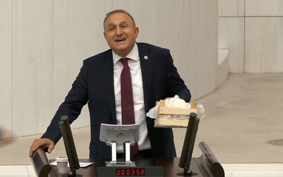 Karakaş: “Beyaz altın çamura düştü”