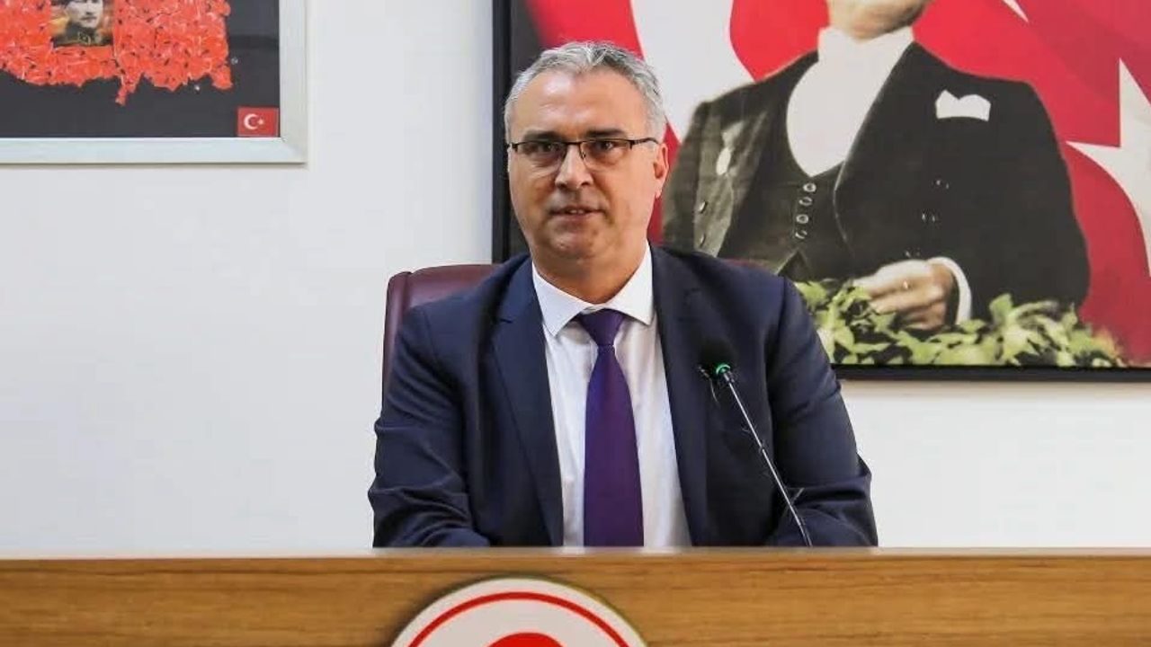 ALTINTAŞ’TAN BABALAR GÜNÜ MESAJI: "GÜÇLÜ YARINLARIN MİMARI BABALARIMIZDIR"
