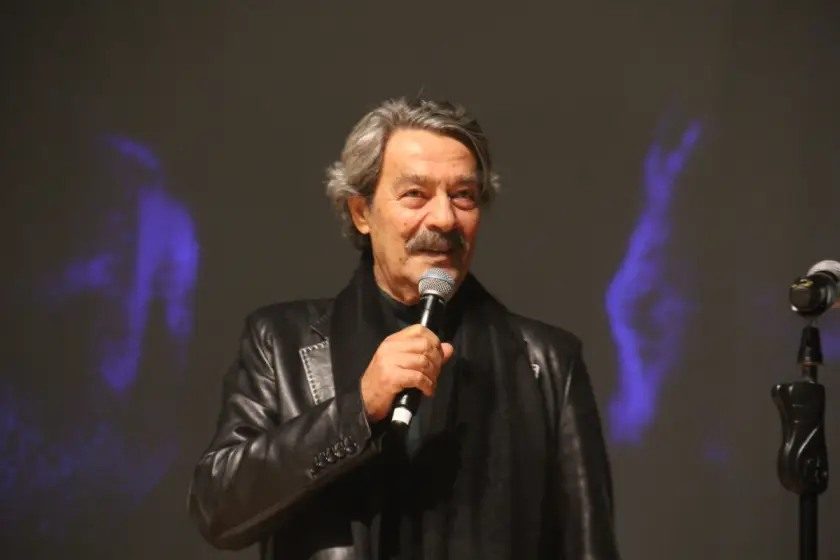 YEŞİLÇAM’IN USTA İSMİ KADİR İNANIR ENTÜBE EDİLDİ