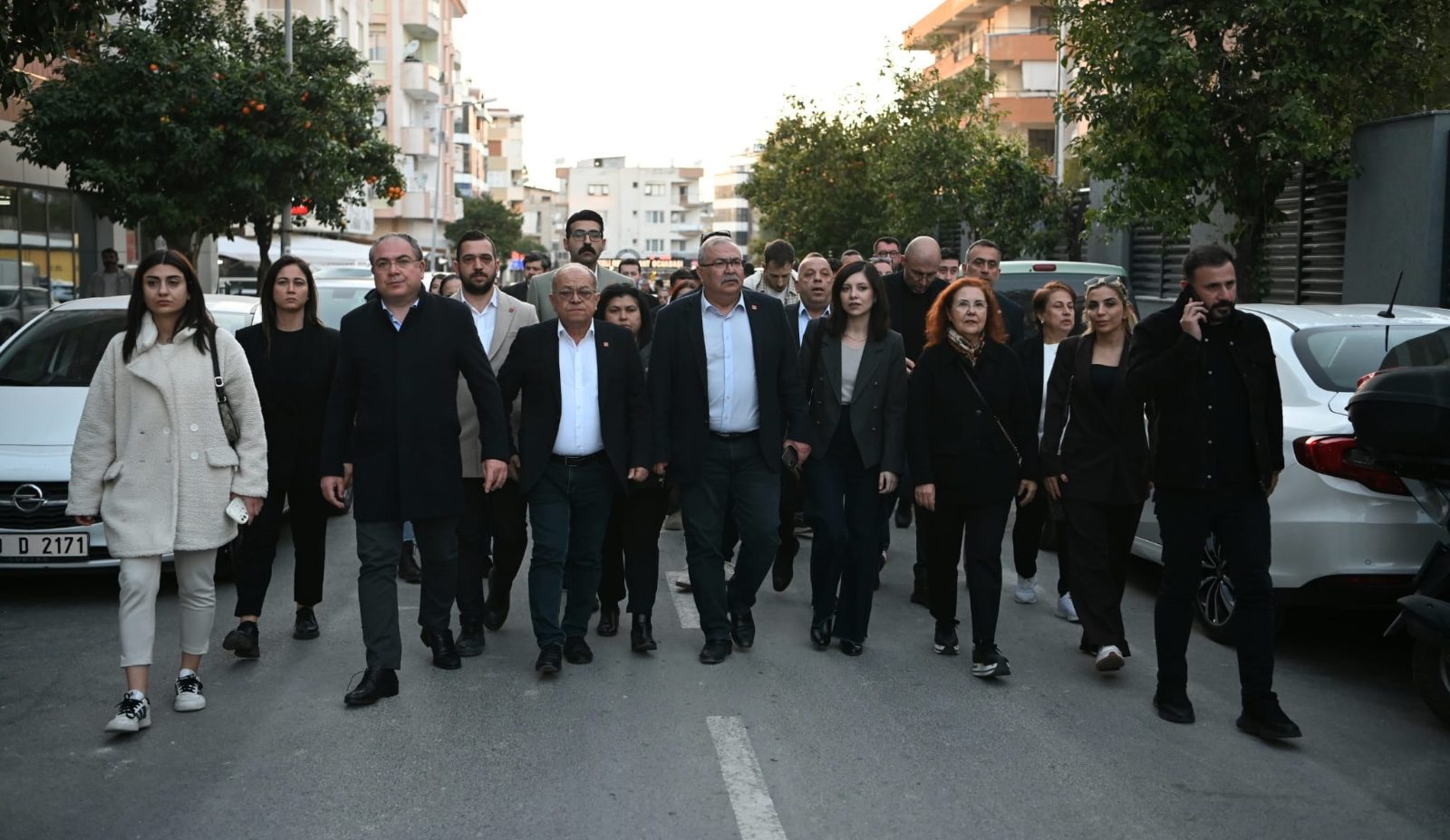 CUMHURİYET HALK PARTİSİ, KUŞADASI’NDA BAŞKAN ÖMER GÜNEL İÇİN TEK YÜREK OLDU