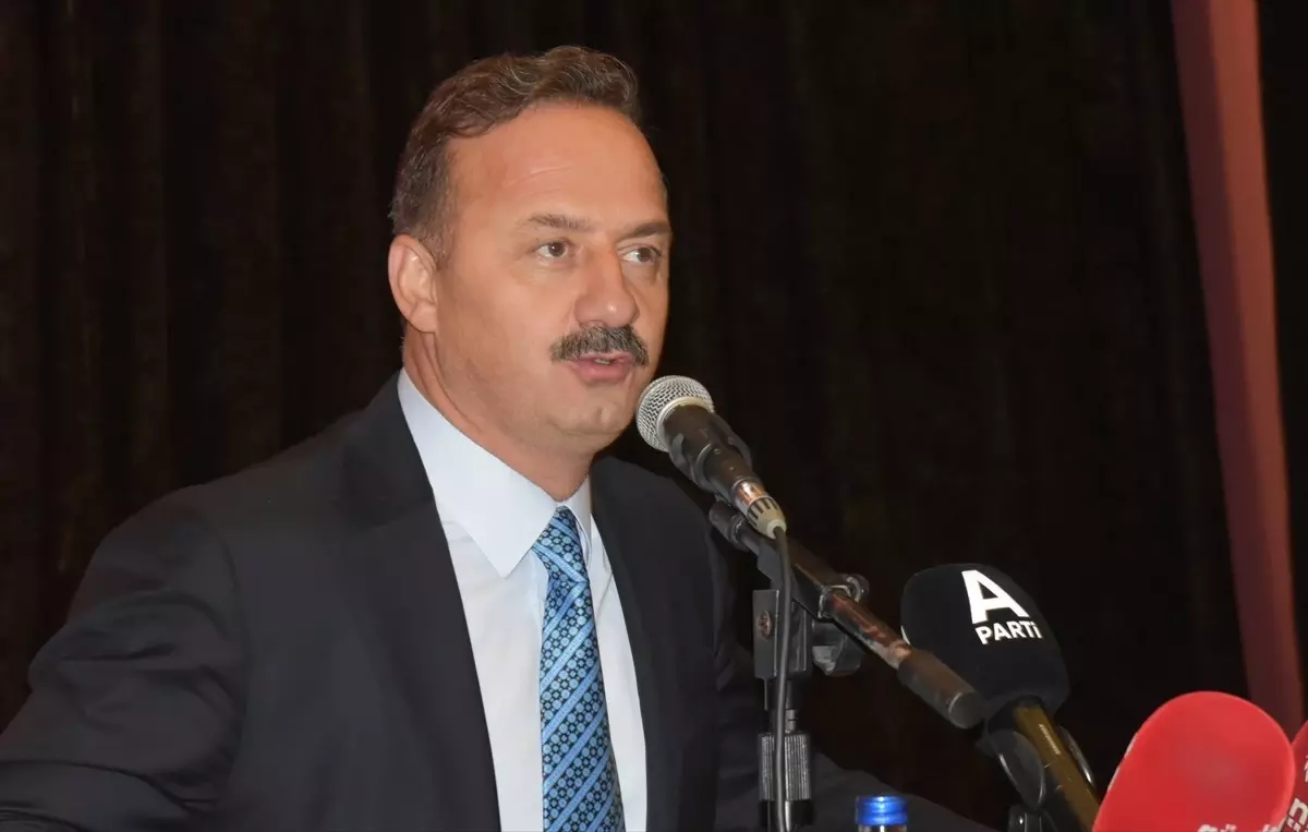 Anahtar Parti Genel Başkanı Ağıralioğlu, Artvin'de Halk Buluşması Düzenledi