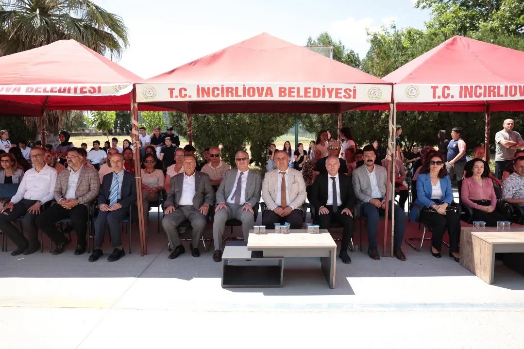 İNCİRLİOVA’DA “MİLLİ AİLE HAFTASI GENÇLİK ŞENLİĞİ” DÜZENLENDİ