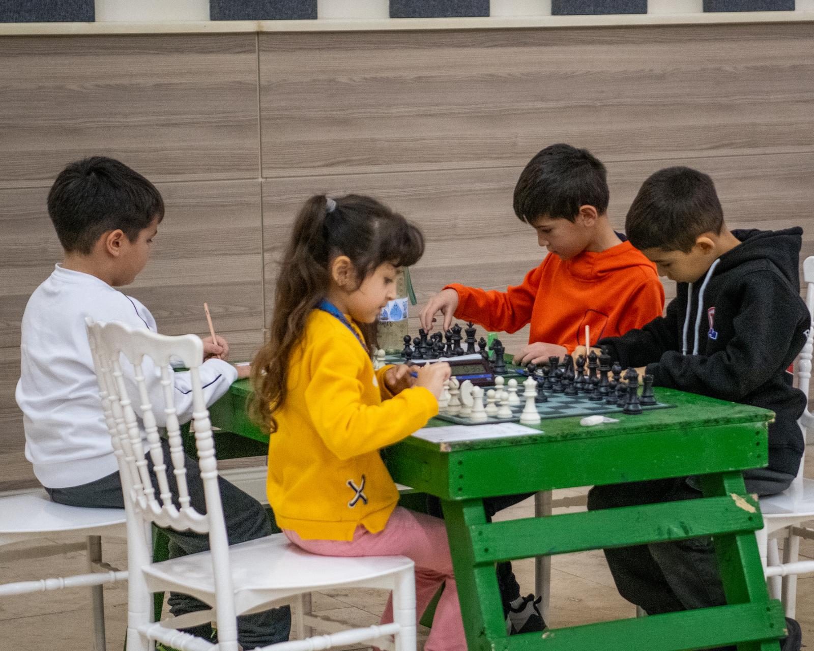 KUŞADASI’NDA HAMLELER STRATEJİ İÇİN ATILDI