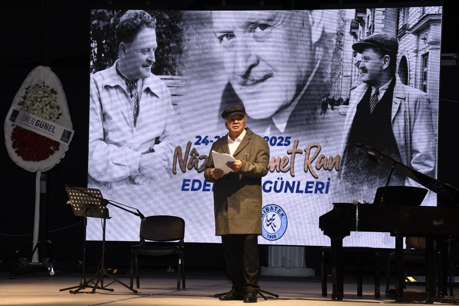 NAZIM’IN DİZELERİ KUŞADASI’NDA 9 FARKLI DİLDE YANKILANDI