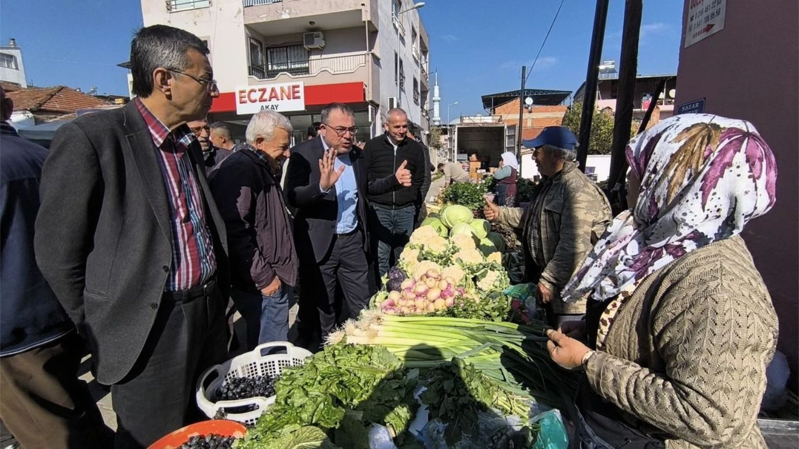 CHP’li Karakoz’dan Köşk ziyareti: “Vatandaş alamıyor, esnaf satamıyor, üretici kazanamıyor"