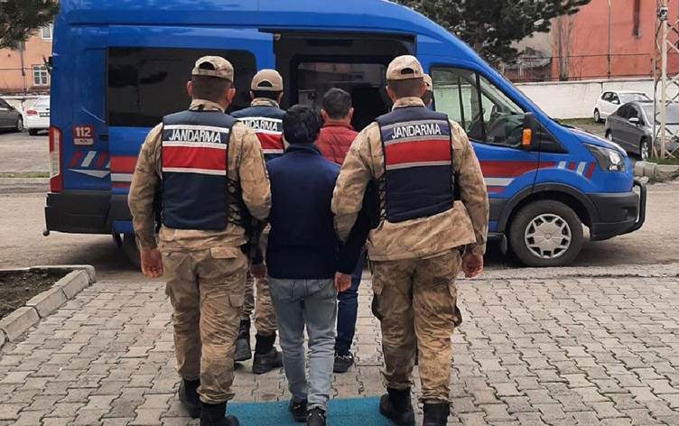 Söke’de Yol Kontrolünde 3 Düzensiz Göçmen Yakalandı