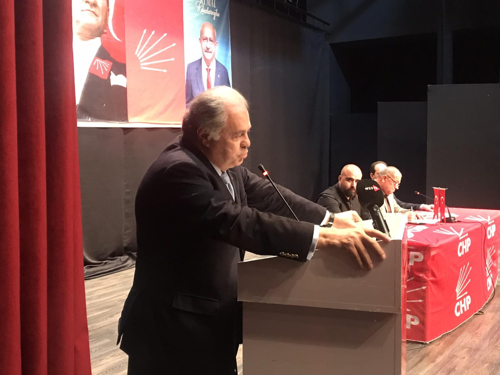 Eski Bakan Yalova'dan dikkat çekici sözler