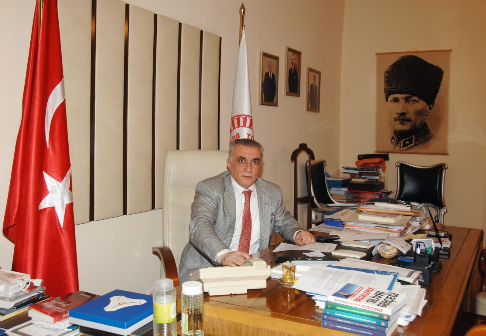 Uzunırmak’tan Eleştirilere Yanıt: “Göle Dalıp Çıkan Yağmurdan Korkmaz”