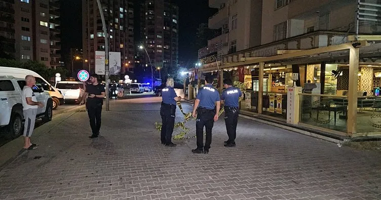 Adana'da ilginç olay! Pastaneye pimi çekilmemiş el bombası attı