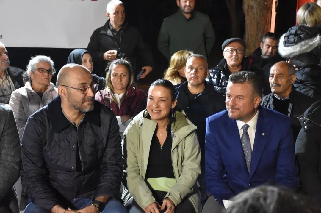 Başkan Zencirci’den İzmir Çıkarması: "Meslek Fabrikası Halkındır!"