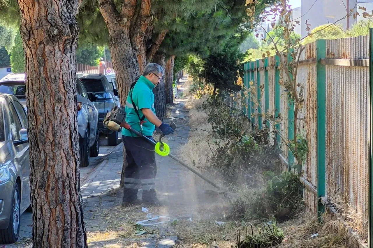 Başkan Yetişkin’le Yeşil Alanlarda Temizlik ve Düzen Hakim