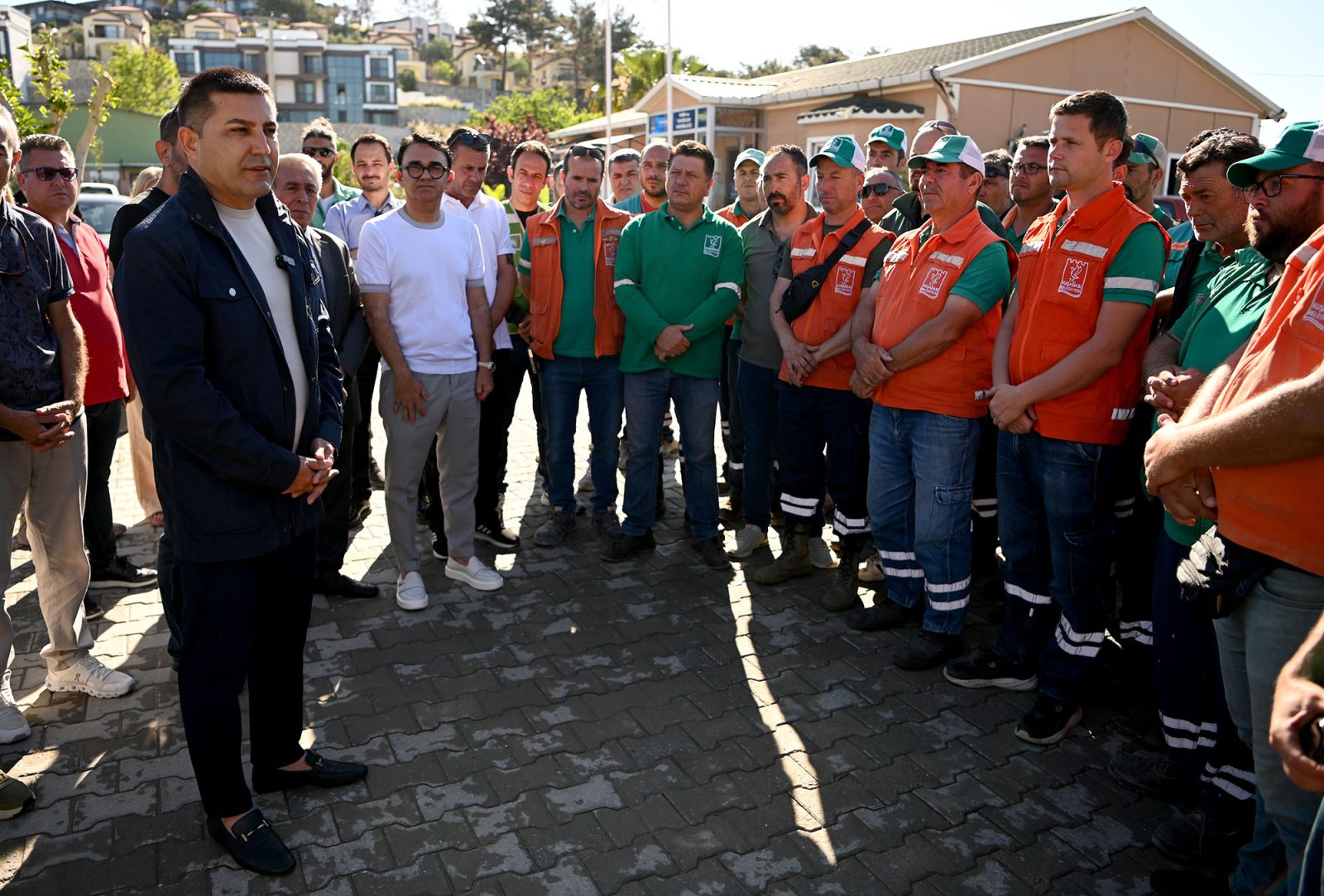 BAŞKAN GÜNEL, EMEĞİN KALBİNE DOKUNDU: "SİZİNLE GURUR DUYUYORUZ"