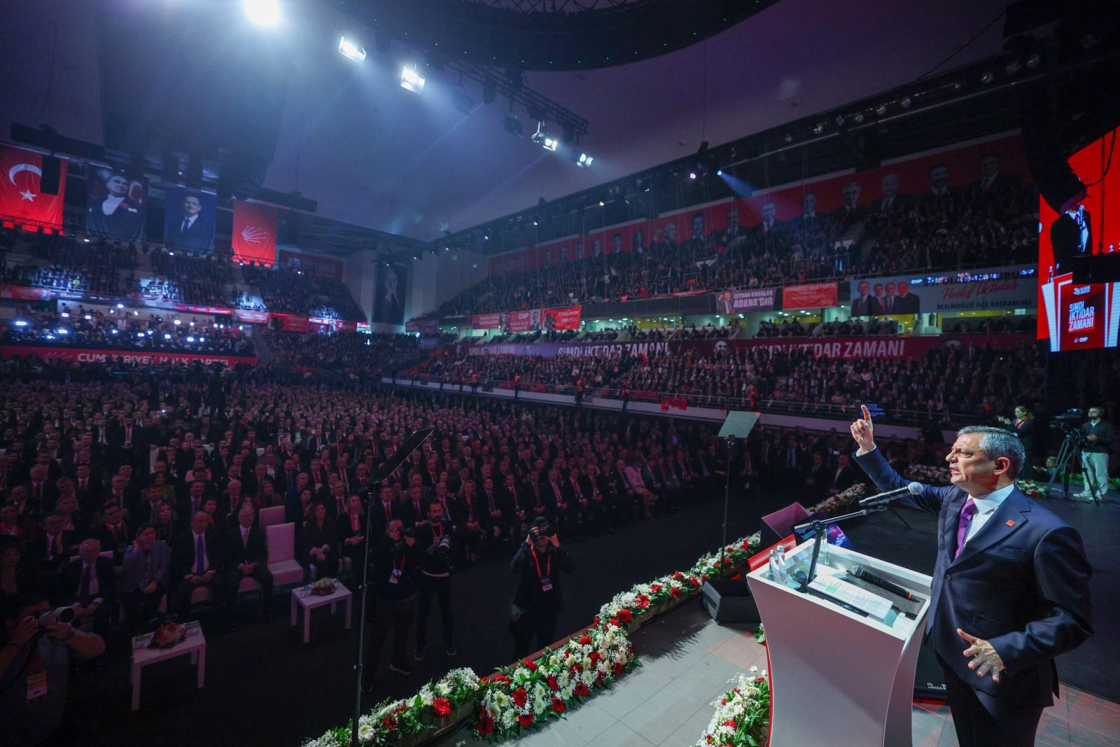 CHP siyasi parti turlarına başlıyor