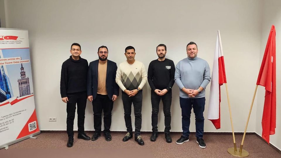 Kuşadası Belediyesi'nden Varşova çıkarması
