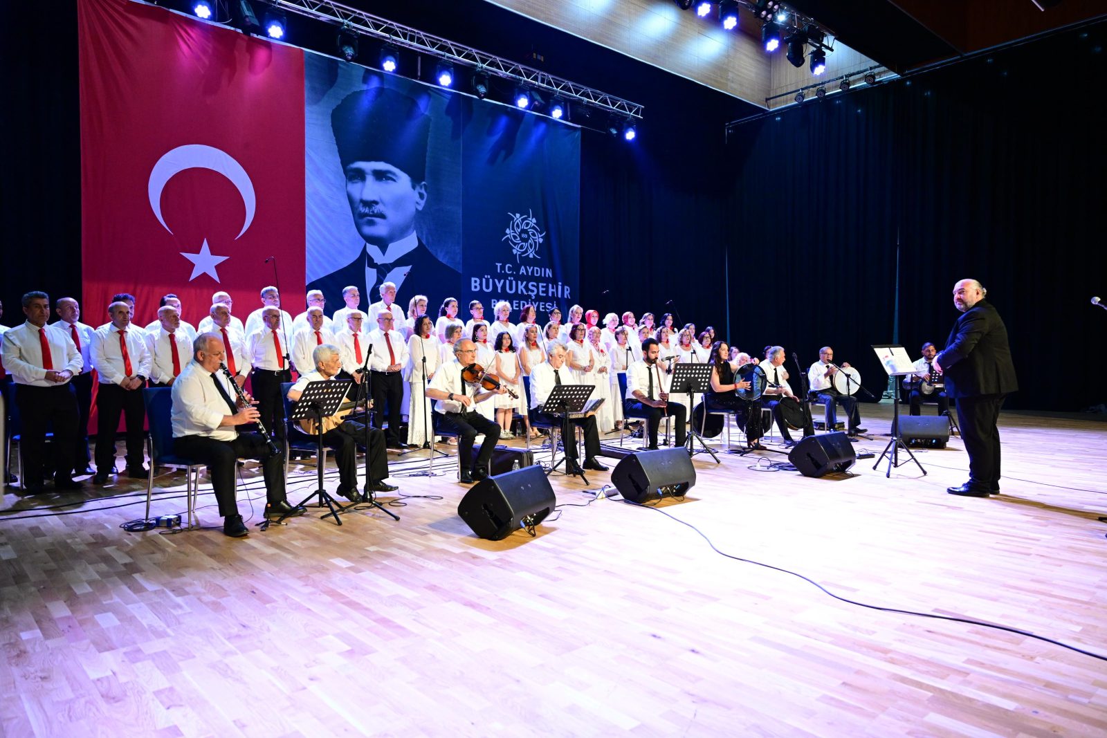 BAŞKAN ÇERÇİOĞLU’NDAN DİDİM’DE YAZA SANAT DOLU MERHABA