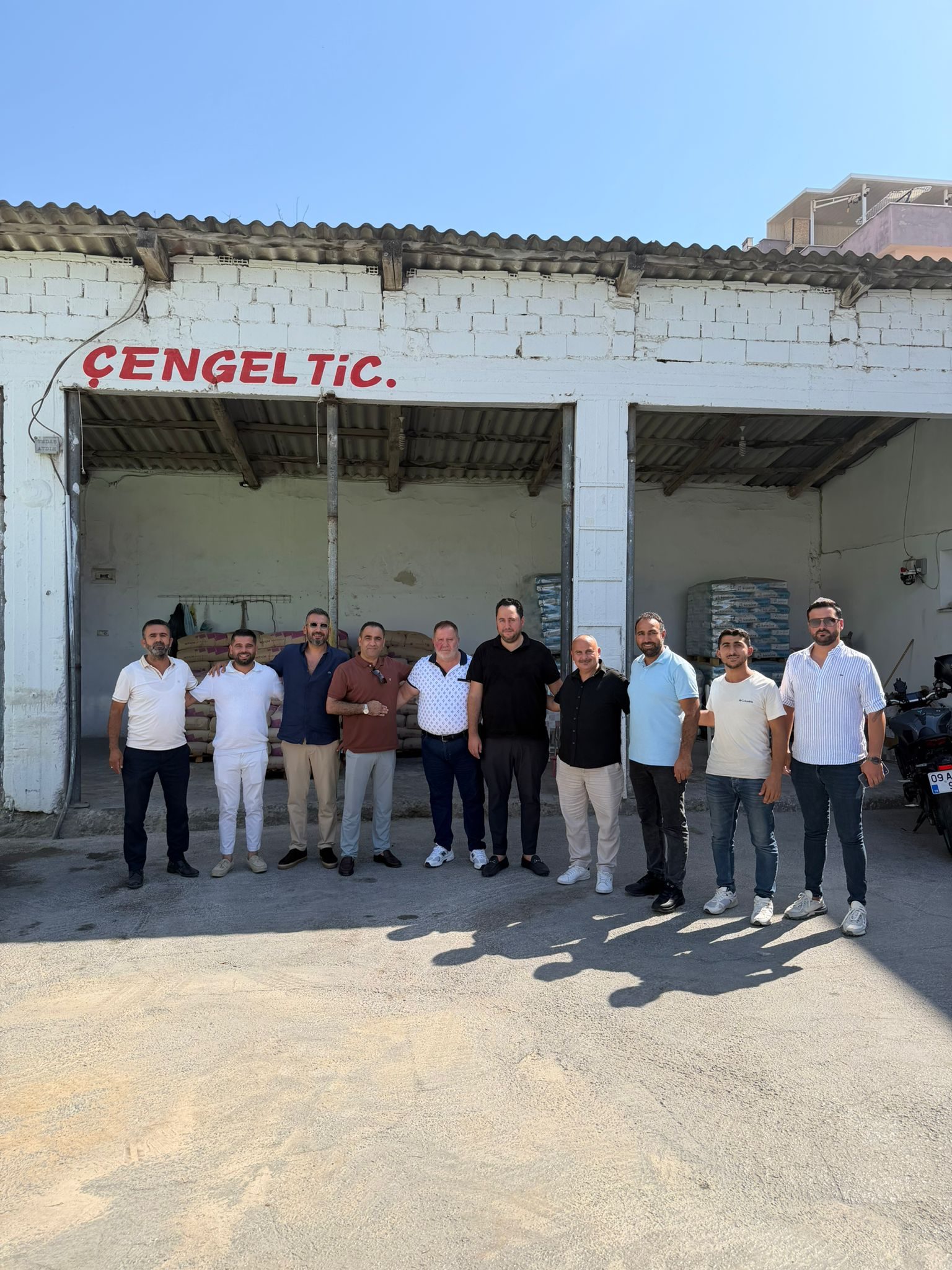 Anıl Metin Oto : " Hedefimiz Kuşadası'nda 12 Ay Ticaret"