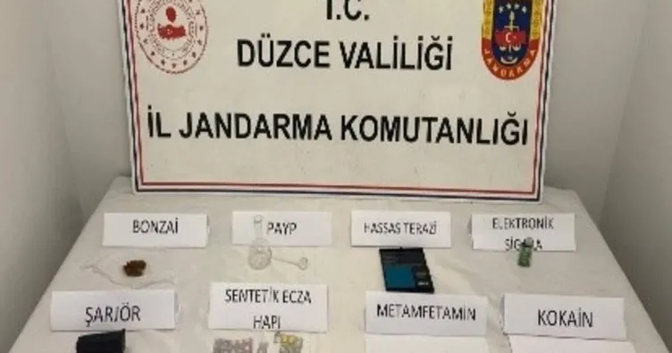 Düzce’de zehir tacirlerine jandarmadan sert darbe