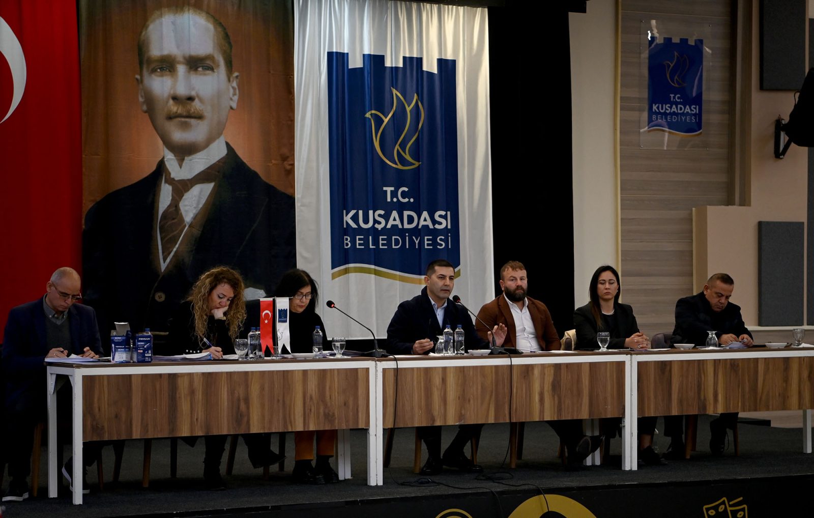 BAŞKAN GÜNEL: "KUŞADASI'NDA HER KREDİ HALKA HİZMET İÇİN HARCANIR"
