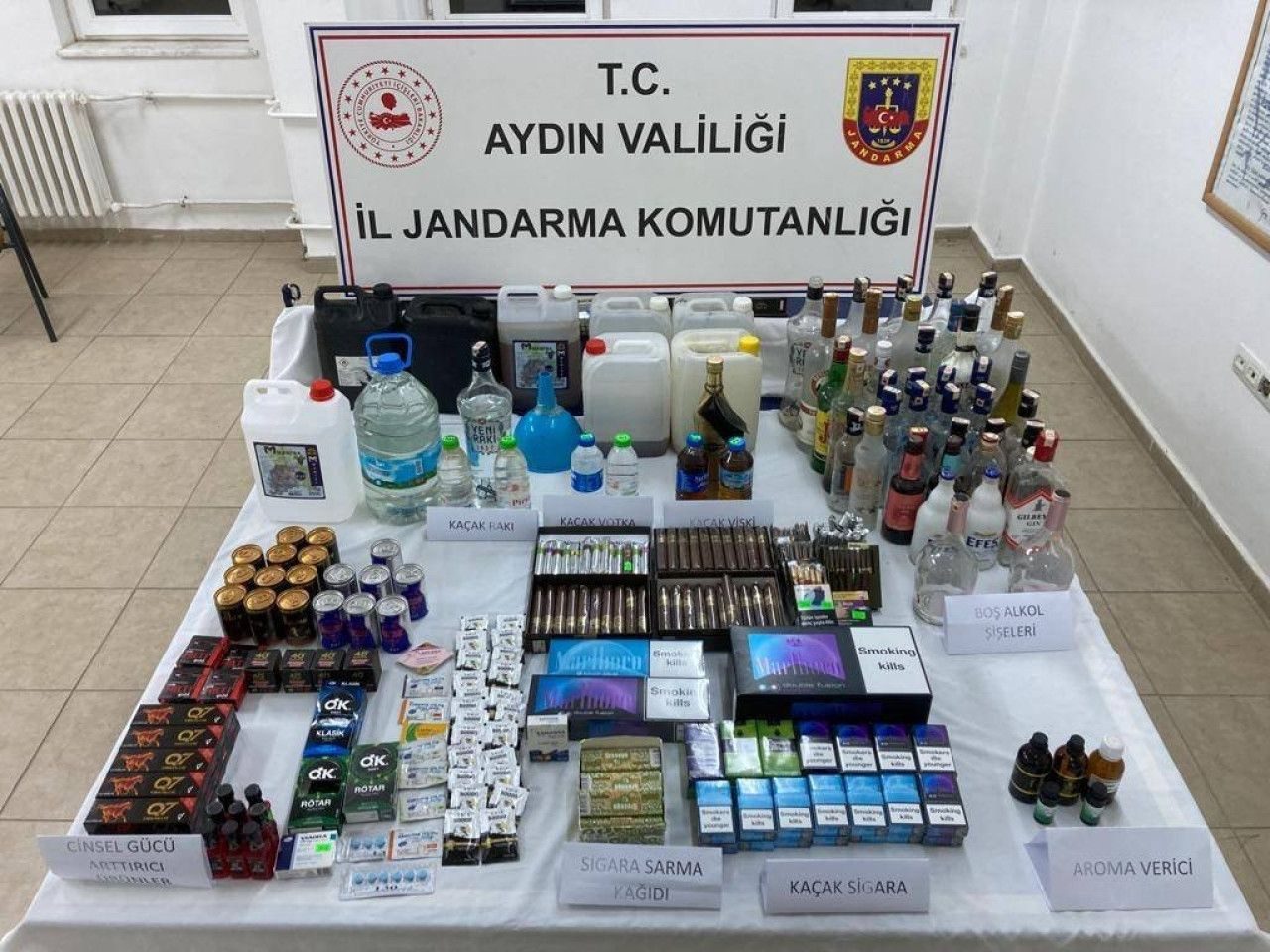 Aydın'da jandarma geçit vermiyor