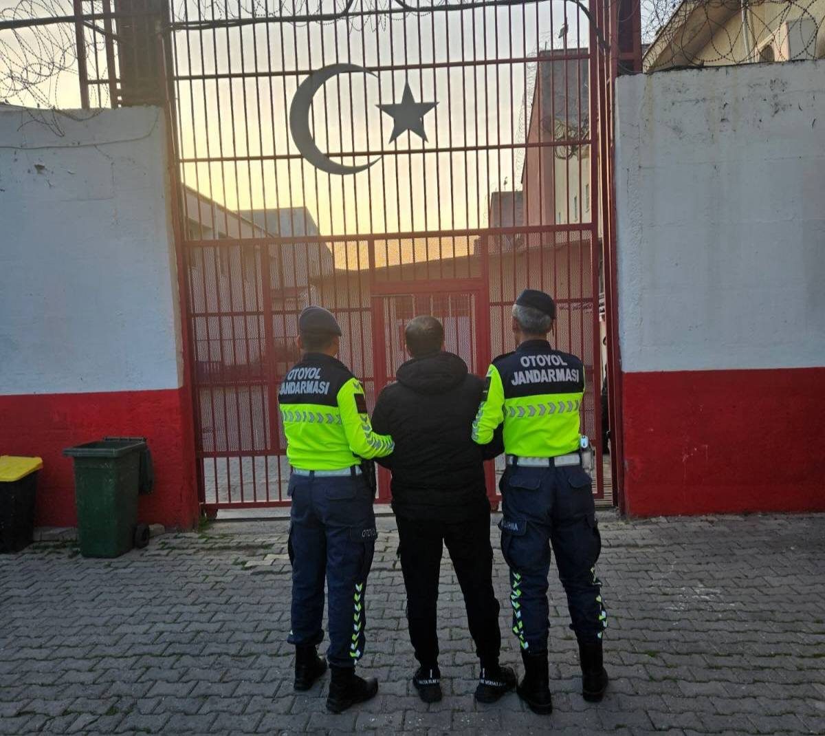 Aydın'da Göçmen Kaççakçılığı Operasyonu: Organizatör Tutuklandı