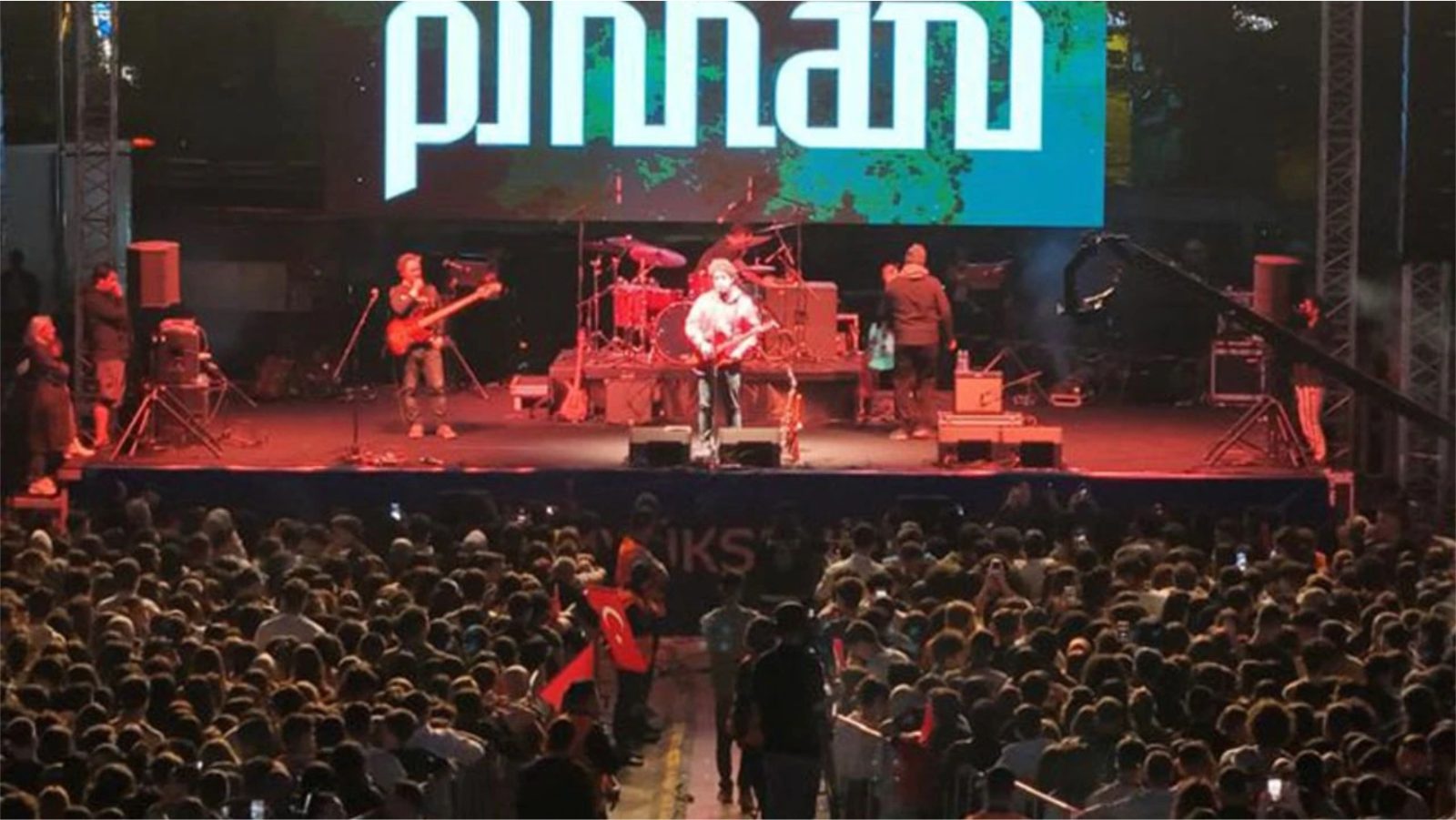 Aydın'da Pinhani rüzgarı: 23 Nisan'ı coşkuyla kutladılar