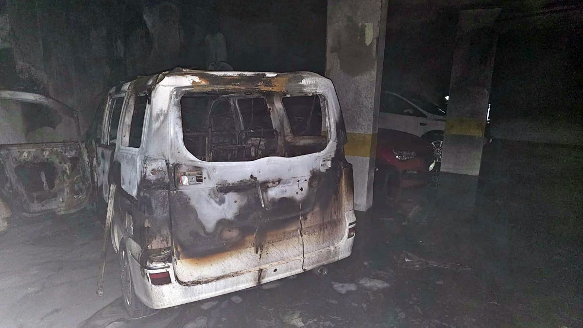 Tekirdağ'da apartman otoparkındaki otomobilde patlama meydana geldi
