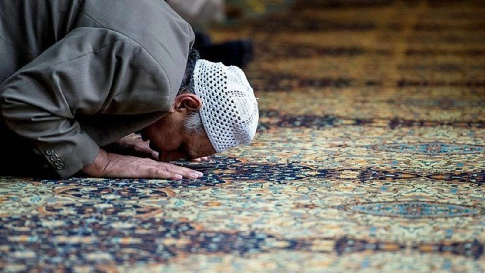 Aydın ve 17 ilçesinde "Bayram Namazı" saatleri belli oldu
