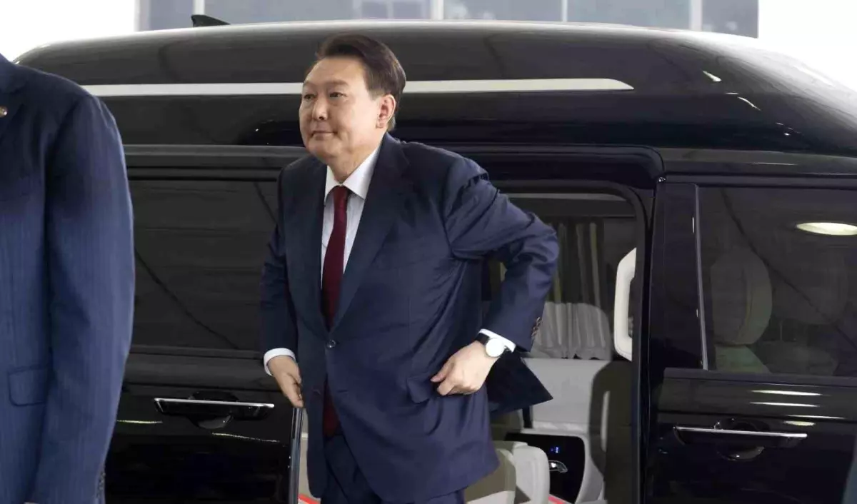 Eski Güney Kore Devlet Başkanı Yoon Suk Yeol'a Manevi Tazminat Cezası
