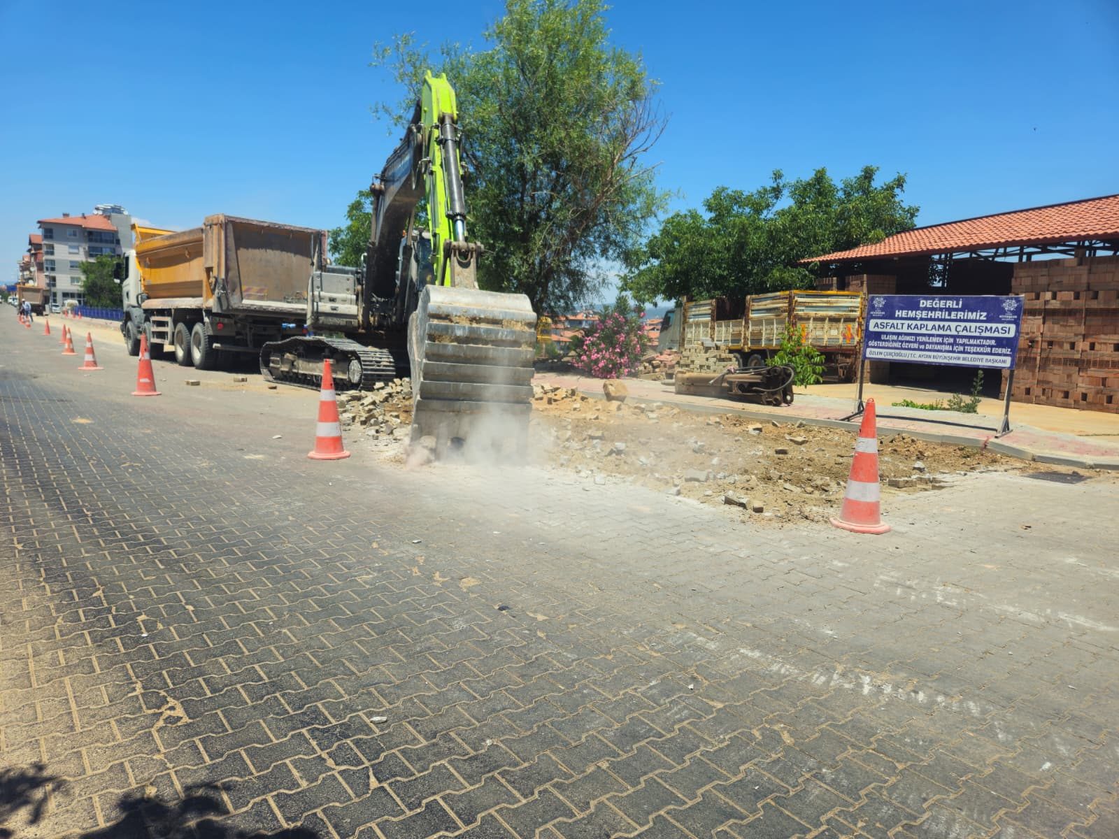 BAŞKAN ÇERÇİOĞLU’NDAN AYDIN’IN DÖRT BİR YANINDA EŞ ZAMANLI ULAŞIM ÇALIŞMASI
