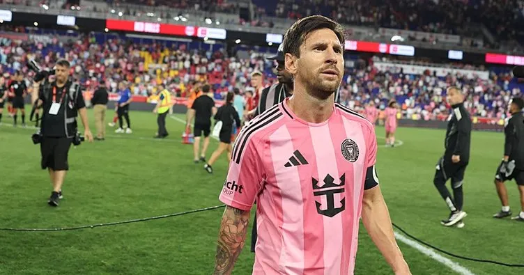 Lionel Messi'nin en sevdiği golü "sanat eserine" dönüştü